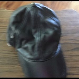 Wilson Leather adjusters M Cap